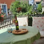 Apartment Center 3 Bedroom